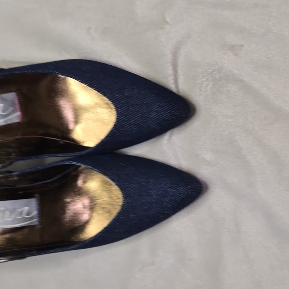 VINTAGE DENIM KITTEN HEEL Diva Blue and Brown Stiletto Heels with Elegant Design - Picture 7 of 11